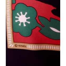 Hermes Chinese Zodiac L'ANNEE DU SERPENT Gavroche Pocket Scarf 45