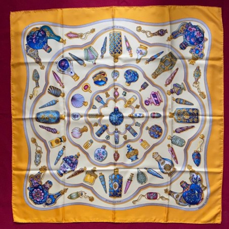 Carré foulard Hermès Flacons-Qu'importe le flacon...