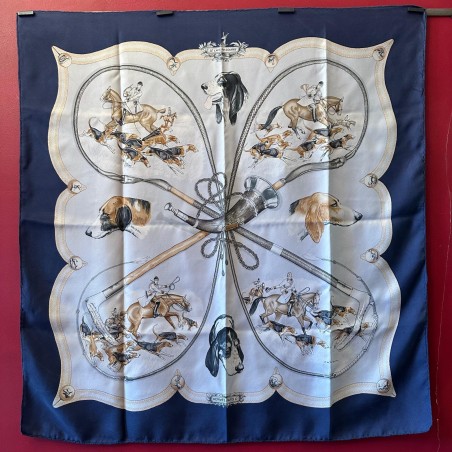 Carré foulard Hermès..