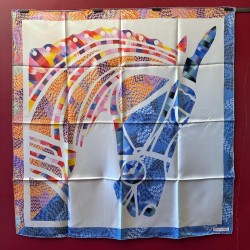 Carré foulard Hermès Robe...