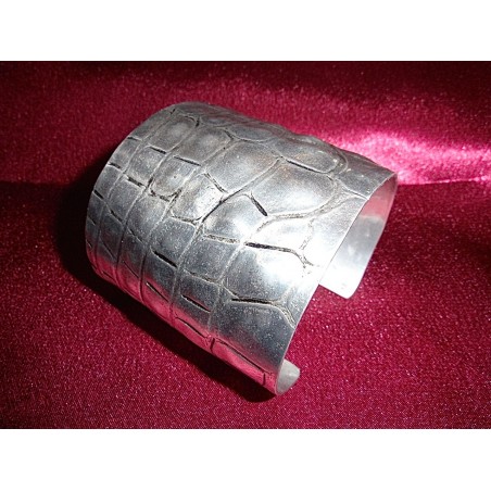 Bracelet manchette Yves Saint Laurent