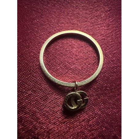 Bague Gucci Running GG charm en or 18K